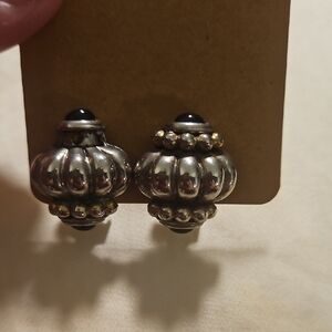 Fashion Jewelry Silver and Black Earrings